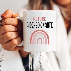 Mug future aide-soignante arc-en-ciel