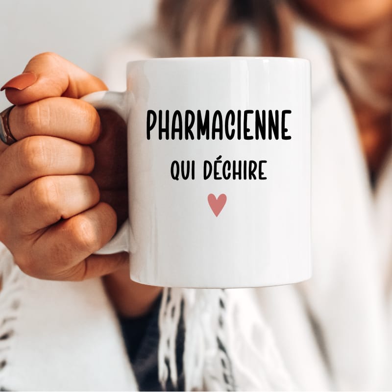 Mug pharmacienne qui déchire cœur femme