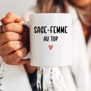 Mug sage-femme au top cœur femme
