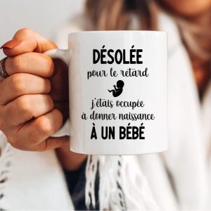 Mug sage-femme desolée pour le retard