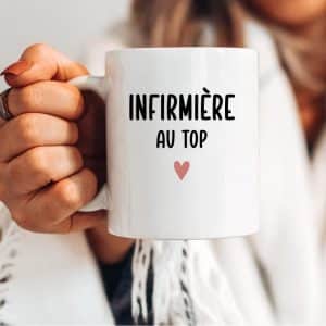 mug infirmière au top coeur