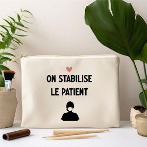 pochette chirurgienne on stabilise le patient