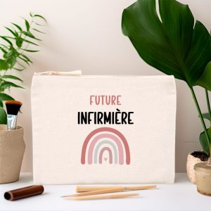 Pochette future infirmière arc-en-ciel