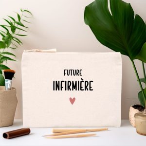 Pochette future infirmière cœur