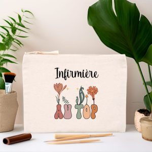 Pochette infirmière au top fleurs boho style