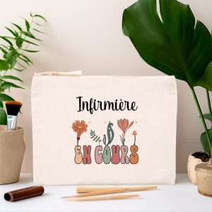 Pochette infirmière en cours fleurs boho style
