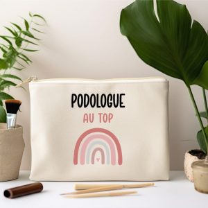 pochette podologue au top arc-en-ciel femme