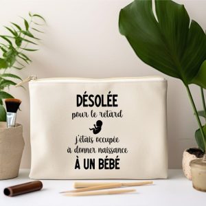 pochette sage-femme desolee reatrd occupee donner naissance