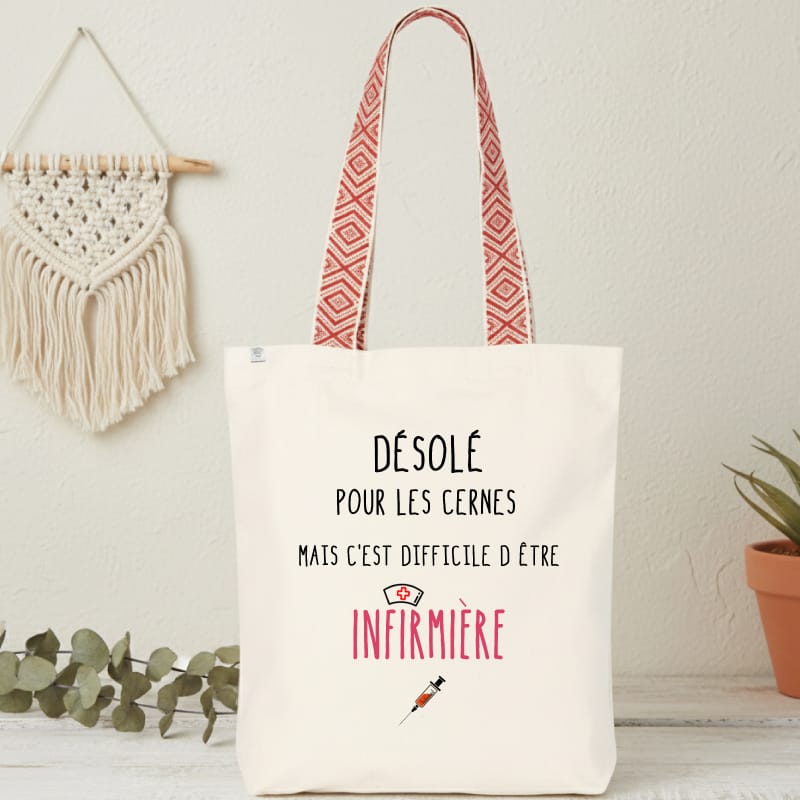 sac infirmière désolé pour les cernes